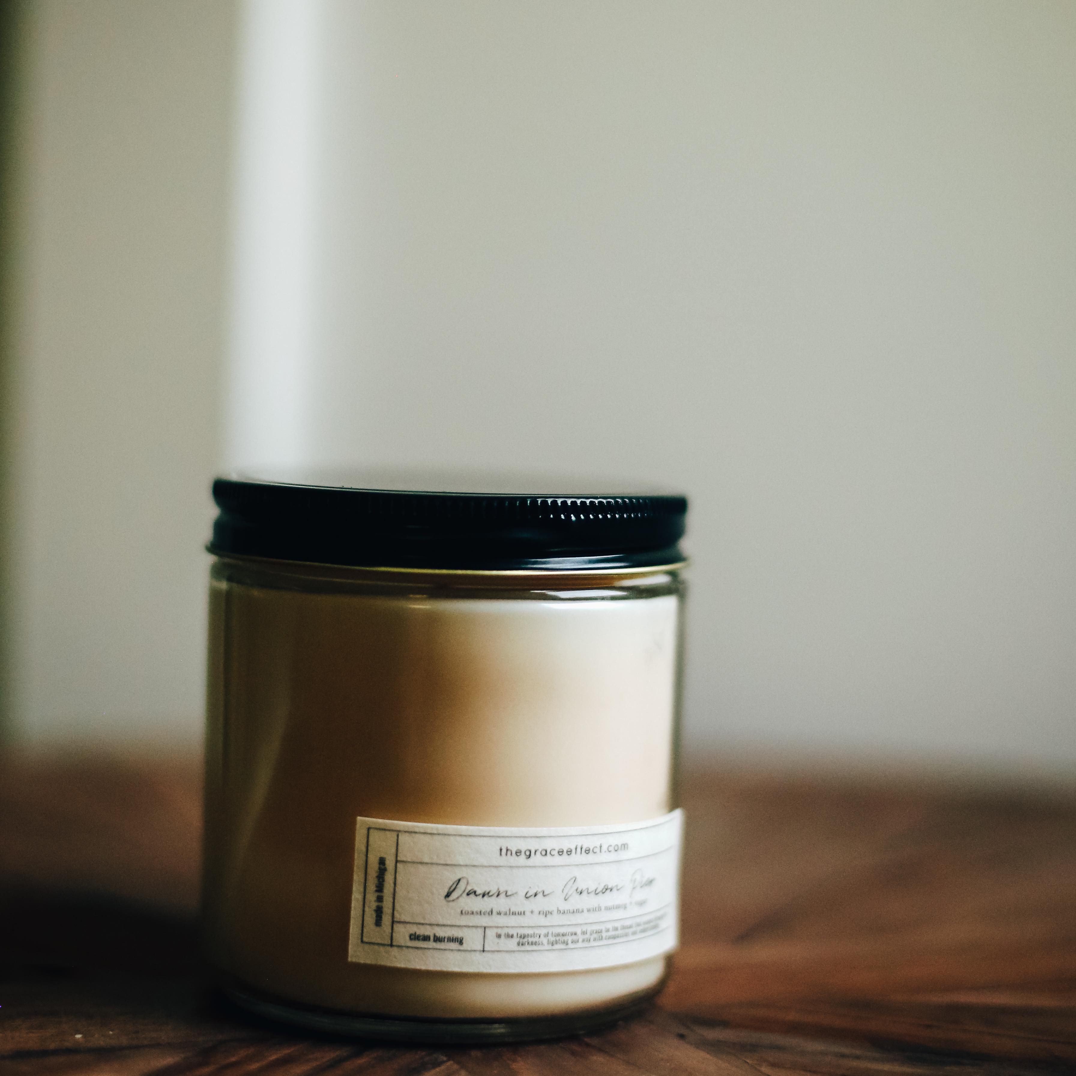 dawn in Union Pier - toasted walnut + ripe banana with nutmeg + sugar